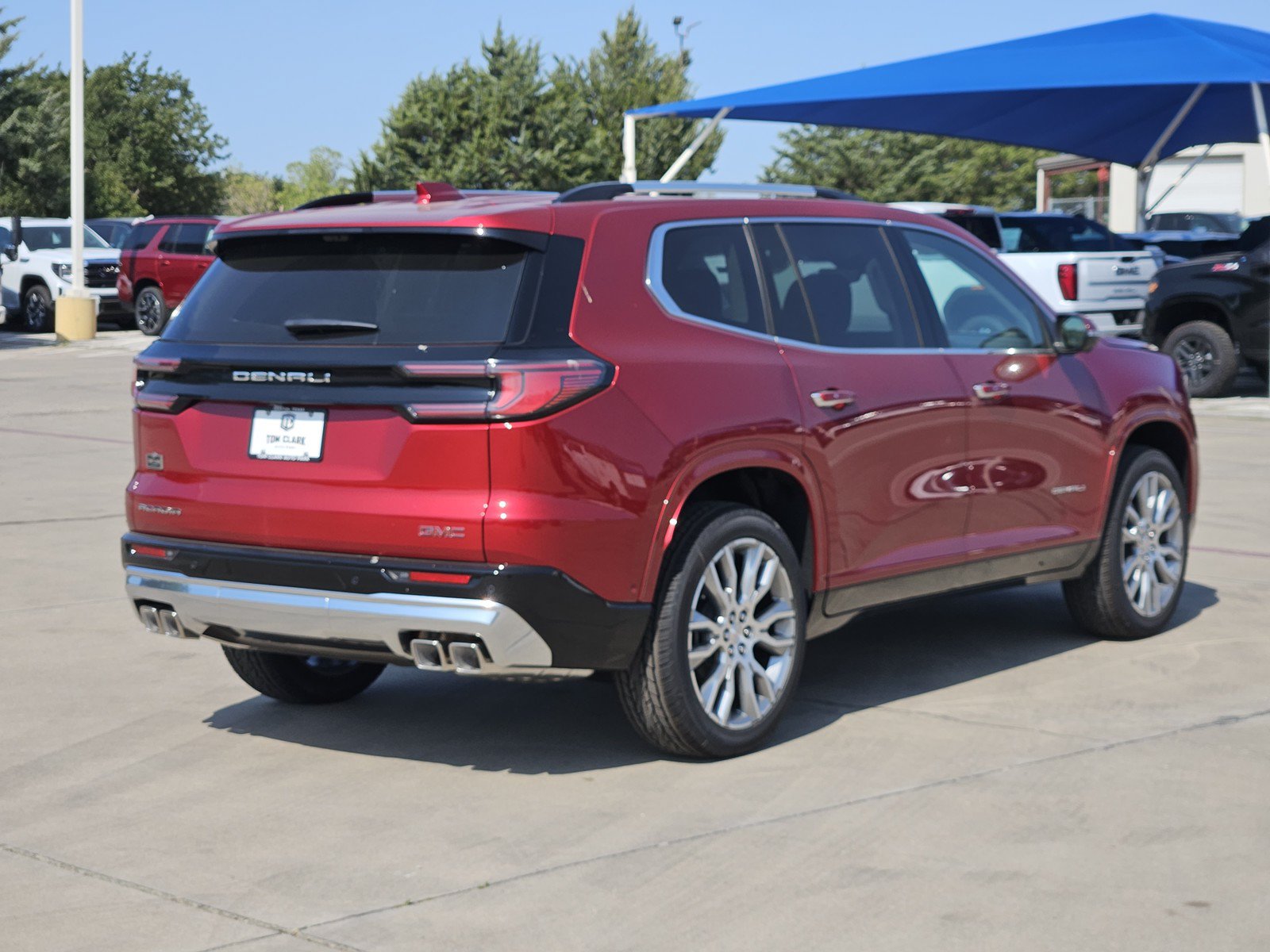 New 2027 GMC Acadia Denali FWD image 4
