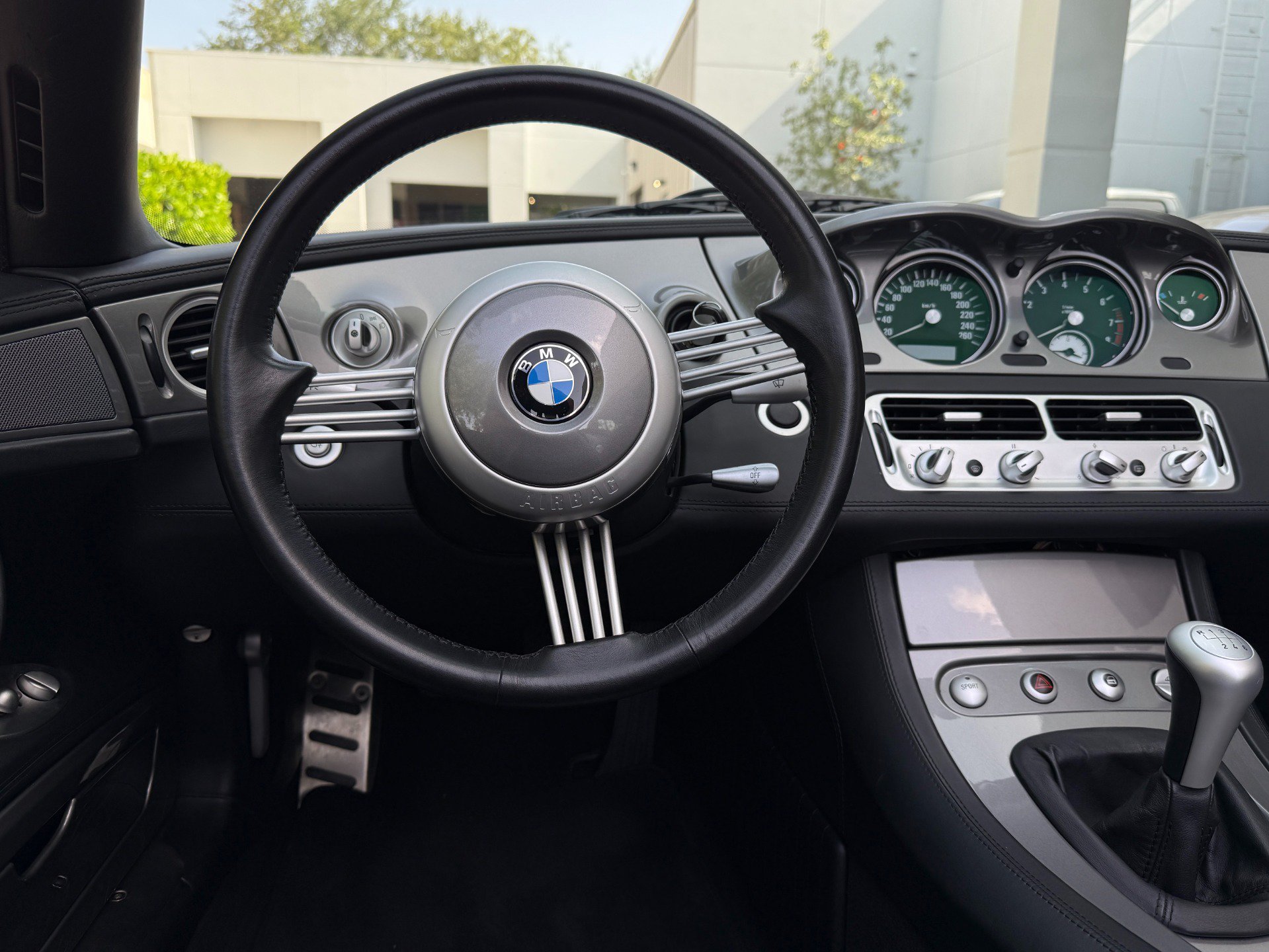 Used 2002 BMW Z8 RWD image 35