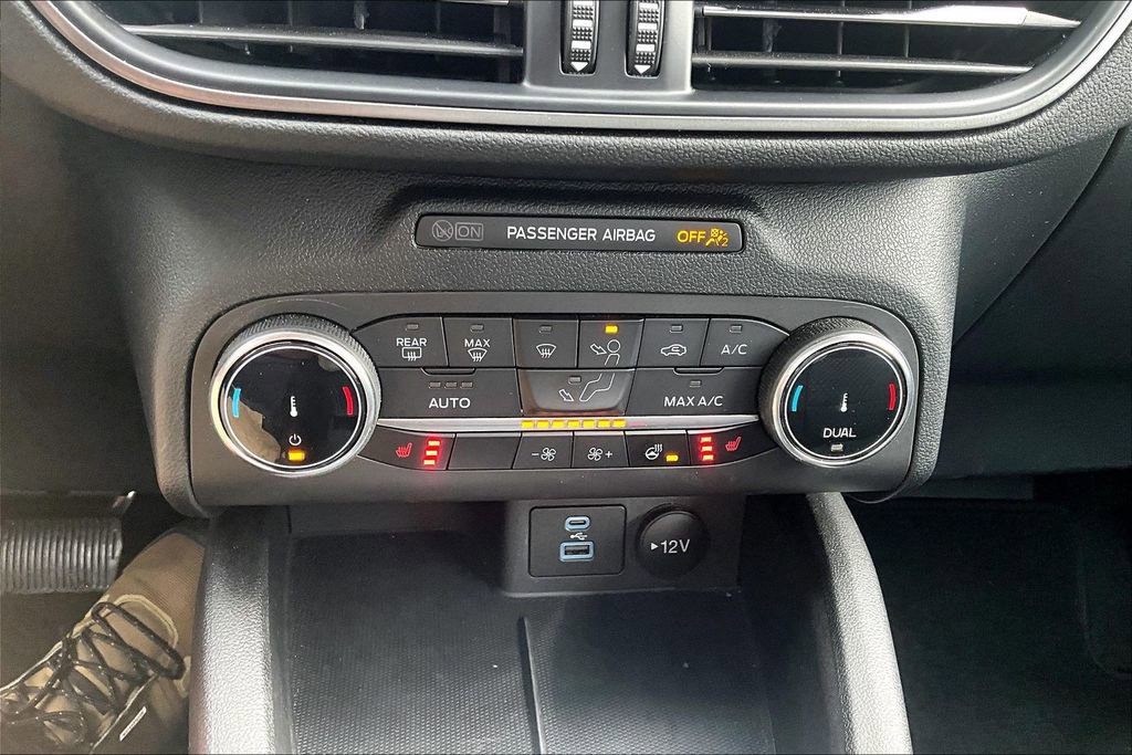 Used 2023 Ford Escape Active AWD/4WD image 32