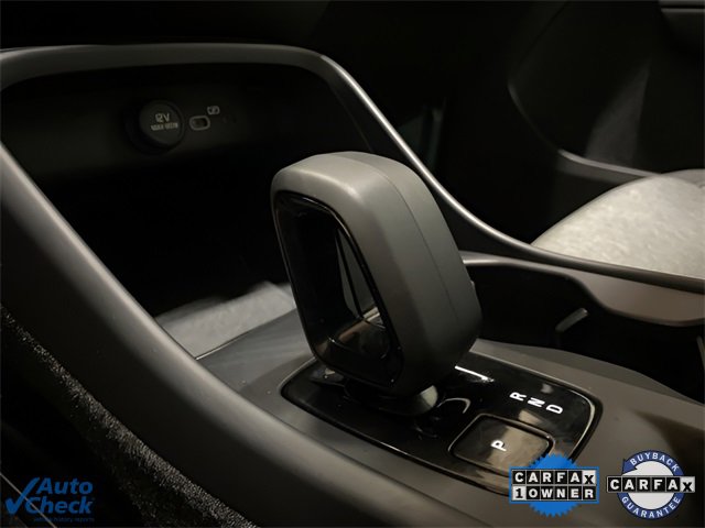 Used 2025 Volvo XC40 B5 Core image 50