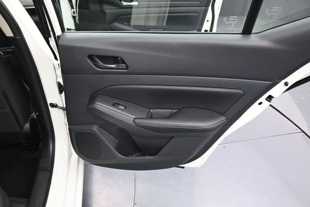 Used 2025 Nissan Altima 2.5 SV FWD image 30