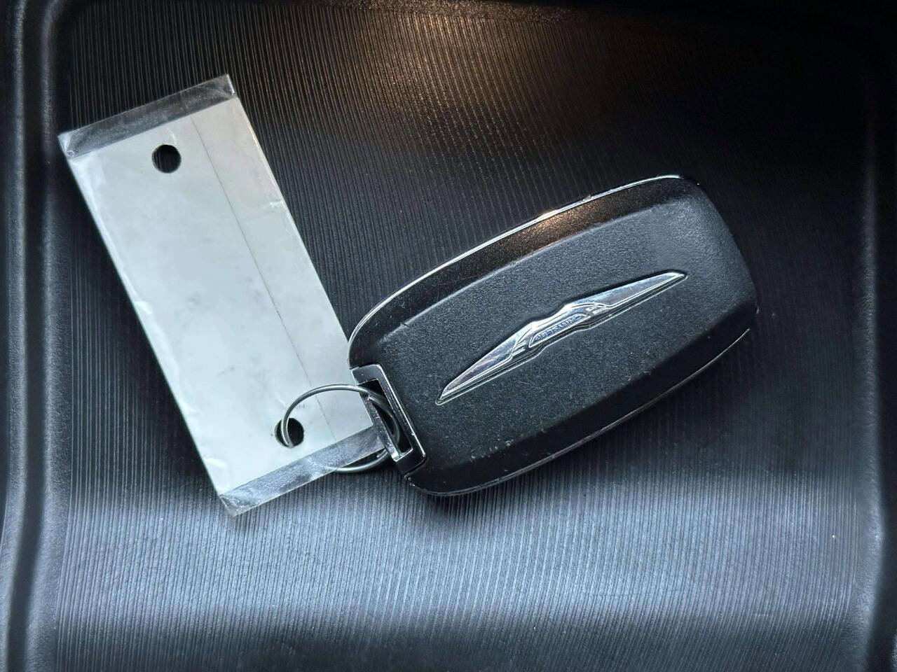 Used 2018 Chrysler Pacifica Touring-L Plus w/ Tire & Wheel Group image 31