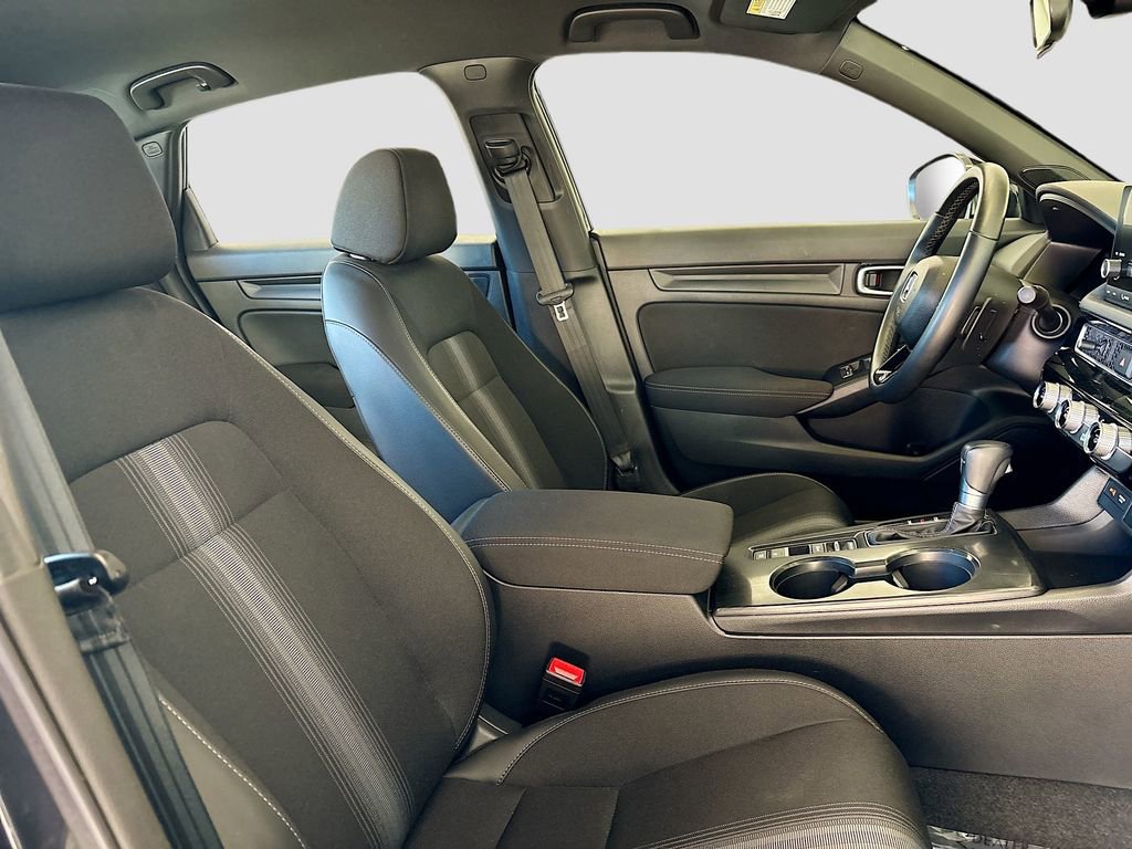 Used 2025 Honda Civic Sport image 25