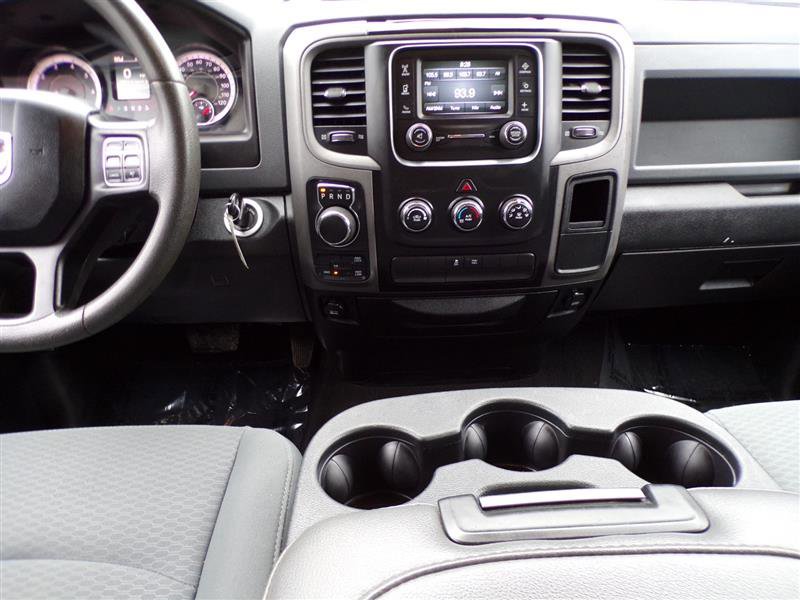 Used 2018 RAM 1500 Express image 31