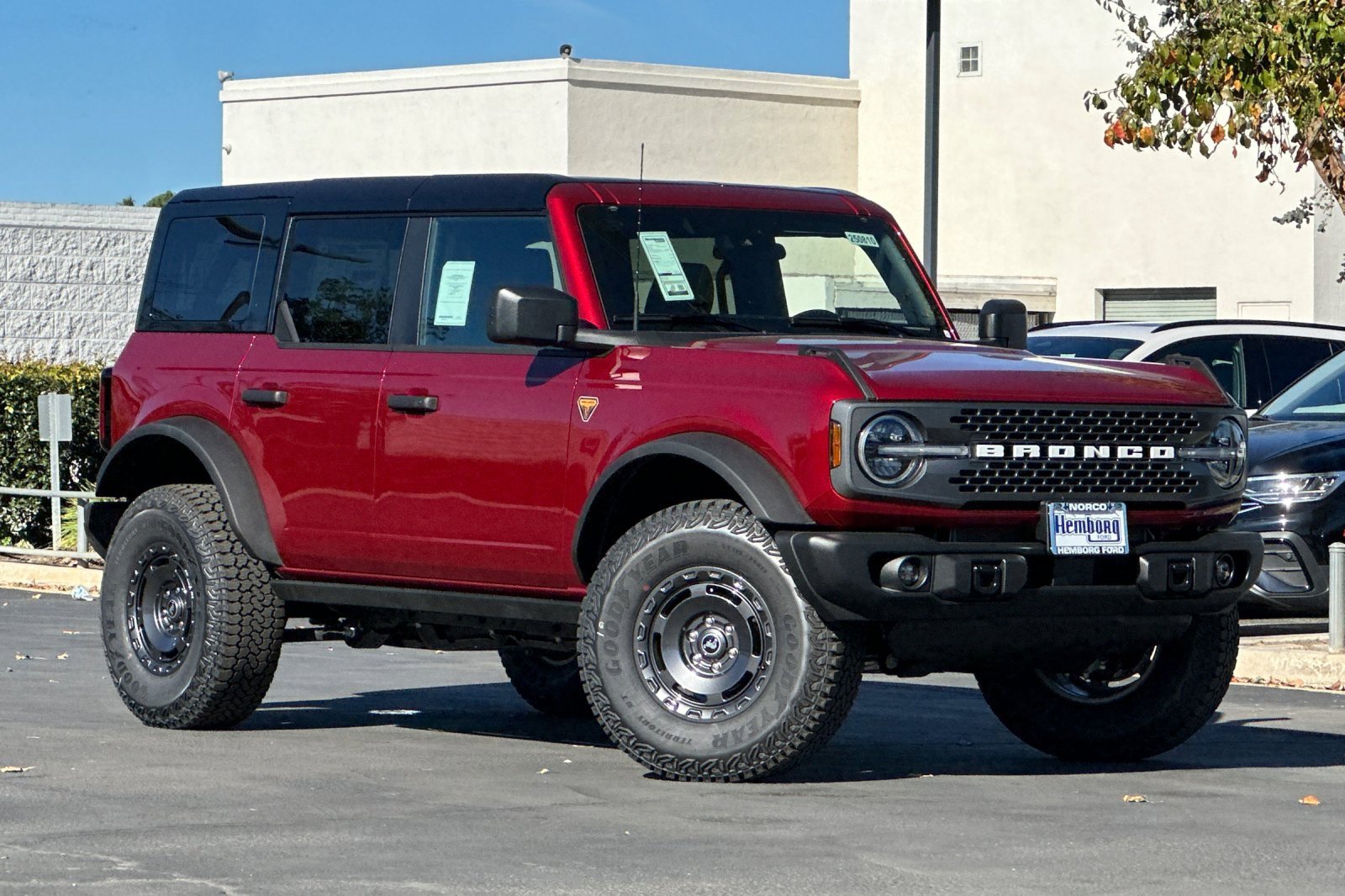 New 2025 Ford Bronco Badlands w/ Sasquatch Package video 2