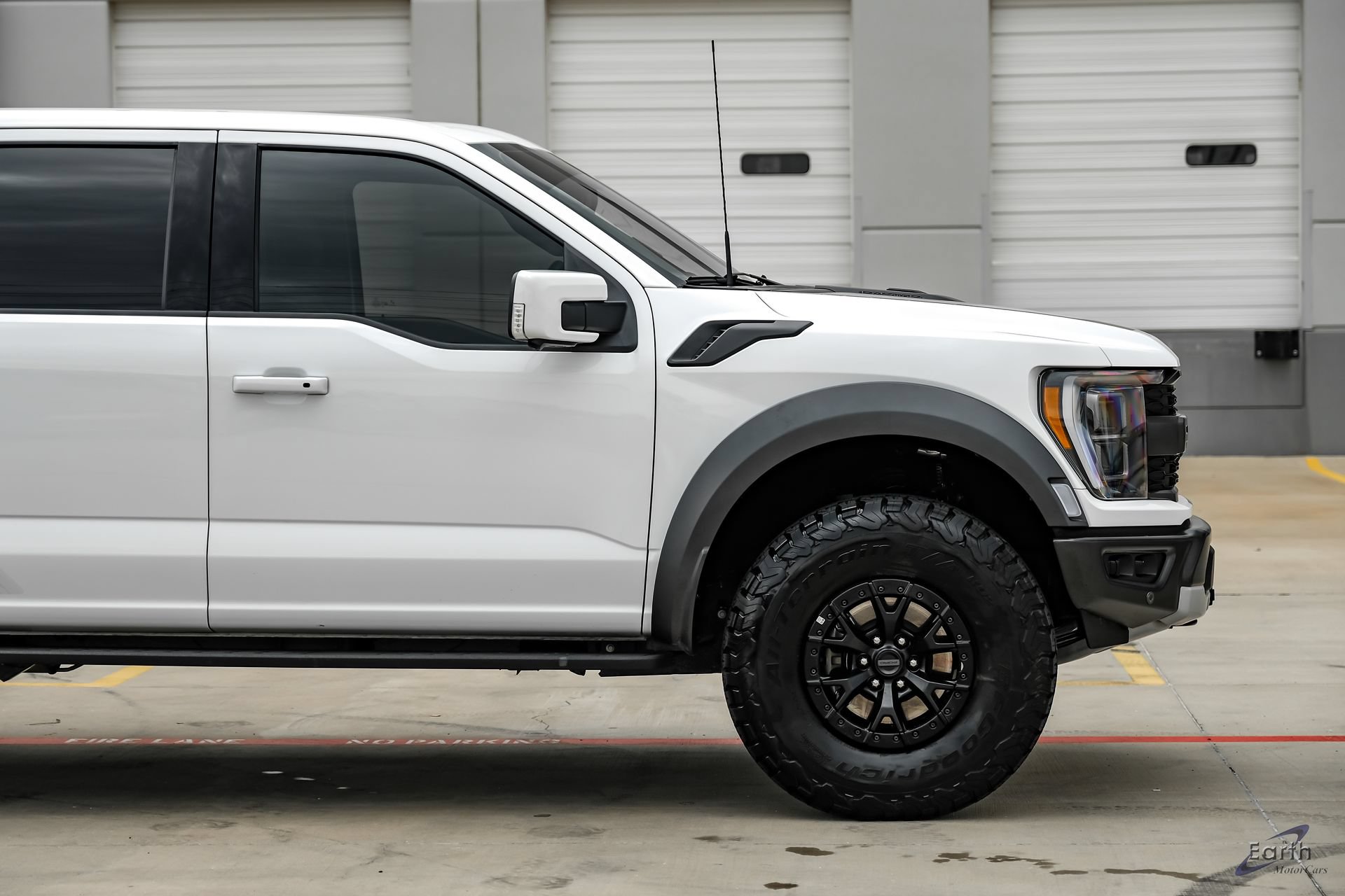 Used 2023 Ford F150 Raptor w/ Raptor 37 Performance Package AWD/4WD image 22