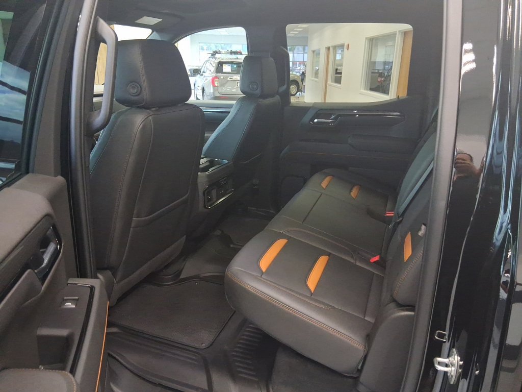 Used 2026 GMC Sierra 1500 AT4 AWD/4WD image 15