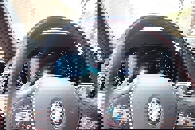 Used 2021 BMW 330e w/ Convenience Package image 28