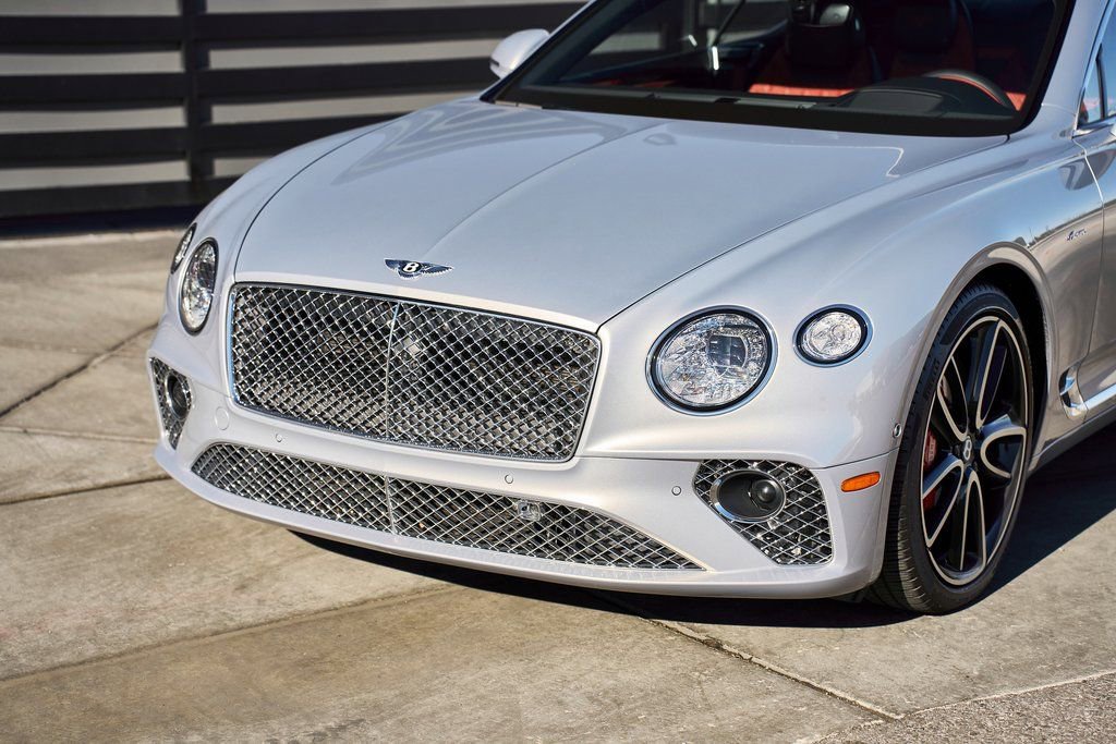Used 2023 Bentley Continental GT Azure image 5