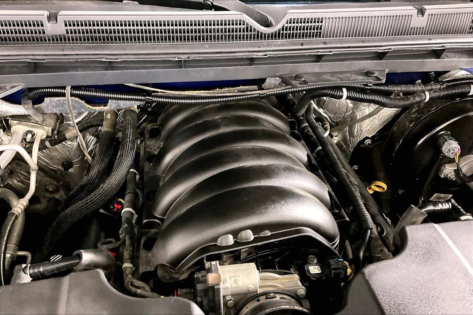 Used 2018 GMC Sierra 1500 SLT w/ Enhanced Driver Alert Package RWD image 32