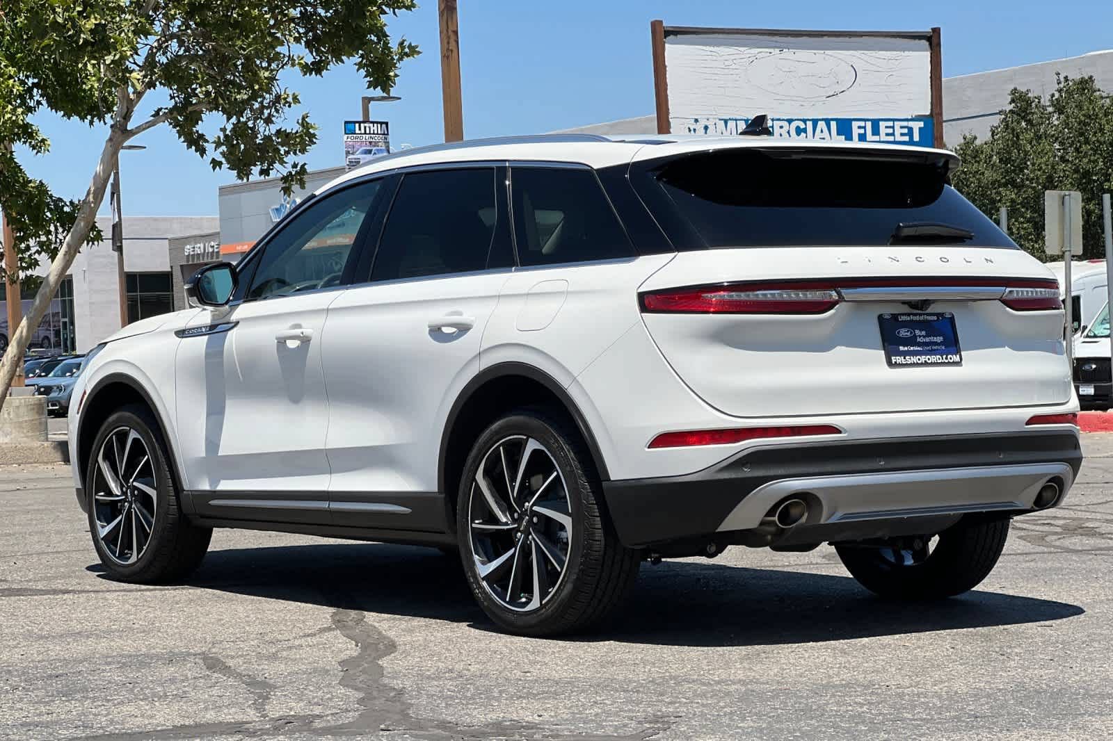 Used 2024 Lincoln Corsair Reserve w/ Equipment Group 201A FWD image 6