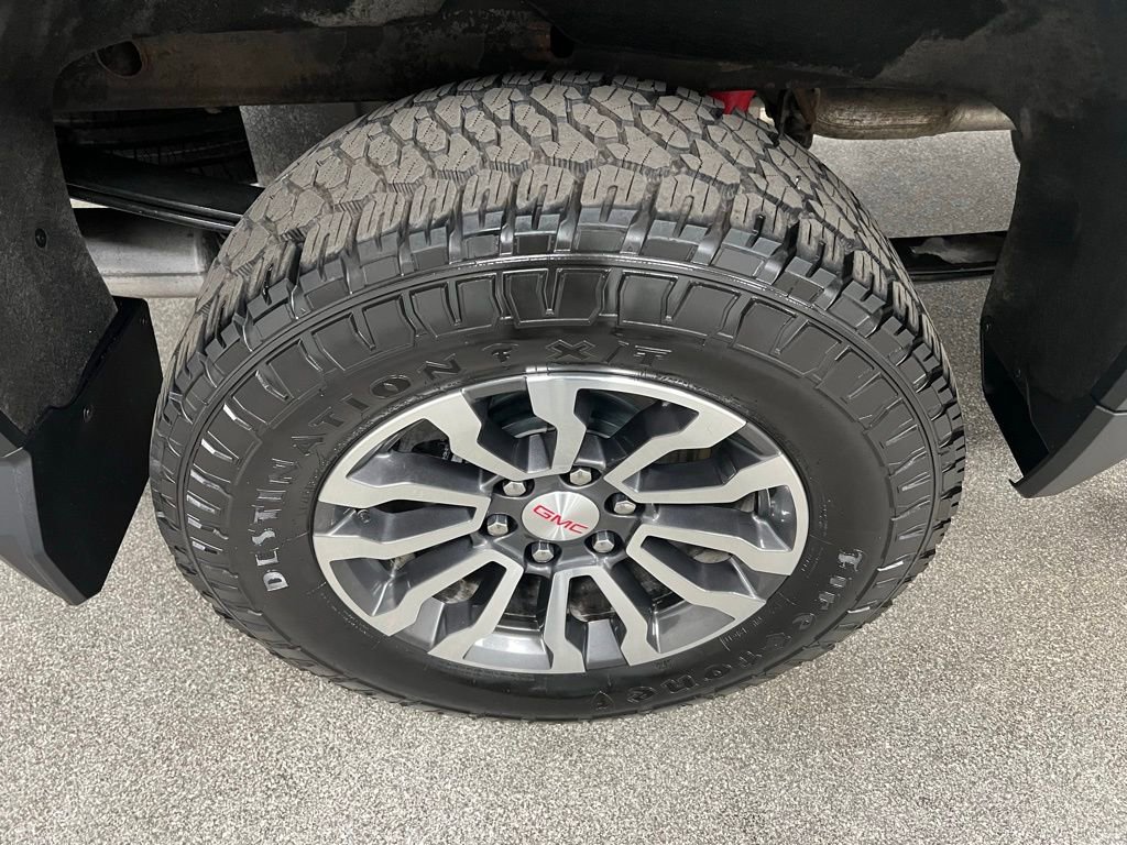 Used 2023 GMC Sierra 1500 AT4 w/ Technology Package image 21