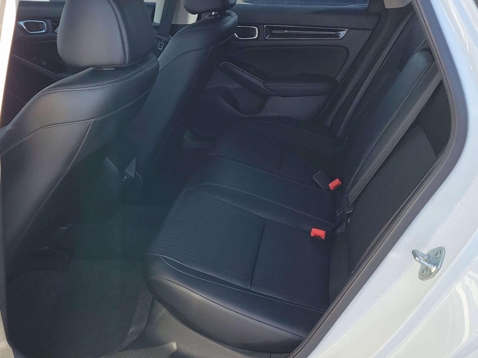 Used 2022 Honda Civic Touring image 8