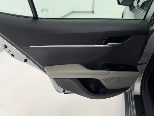 Used 2019 Toyota Camry LE w/ Convenience Package FWD image 35