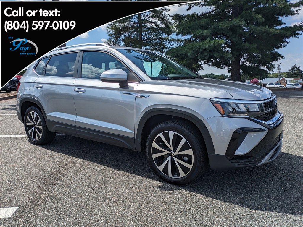 Used 2023 Volkswagen Taos SE w/ Panoramic Sunroof Package