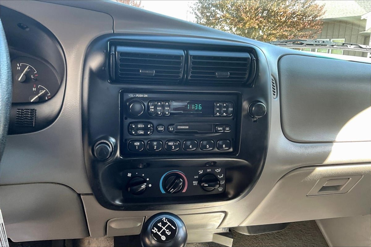 Used 1997 Ford Ranger XL image 16