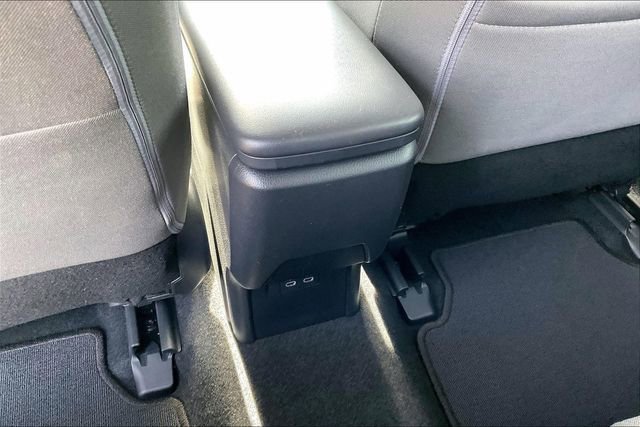 Used 2024 Toyota Prius LE image 31