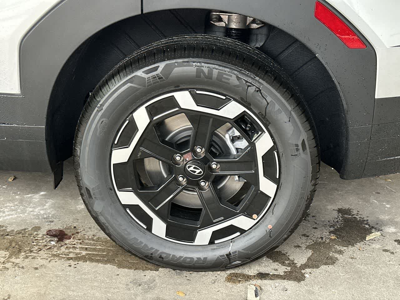 New 2026 Hyundai Santa Fe SEL FWD image 11