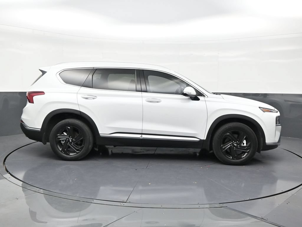 Used 2022 Hyundai Santa Fe SEL w/ Convenience Package FWD image 4