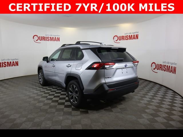 Used 2022 Toyota RAV4 XLE Premium image 9