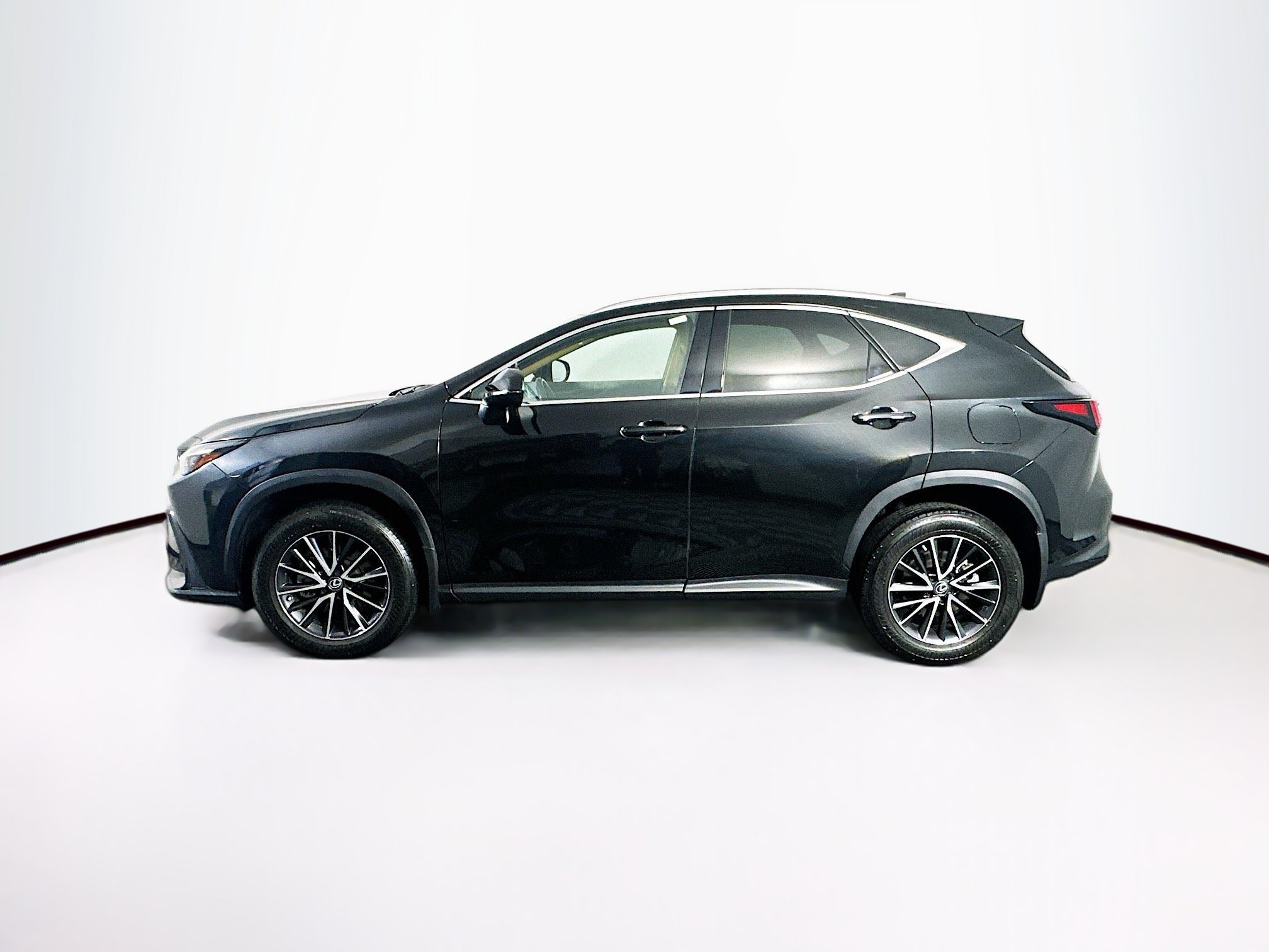 Used 2023 Lexus NX 350 AWD image 4