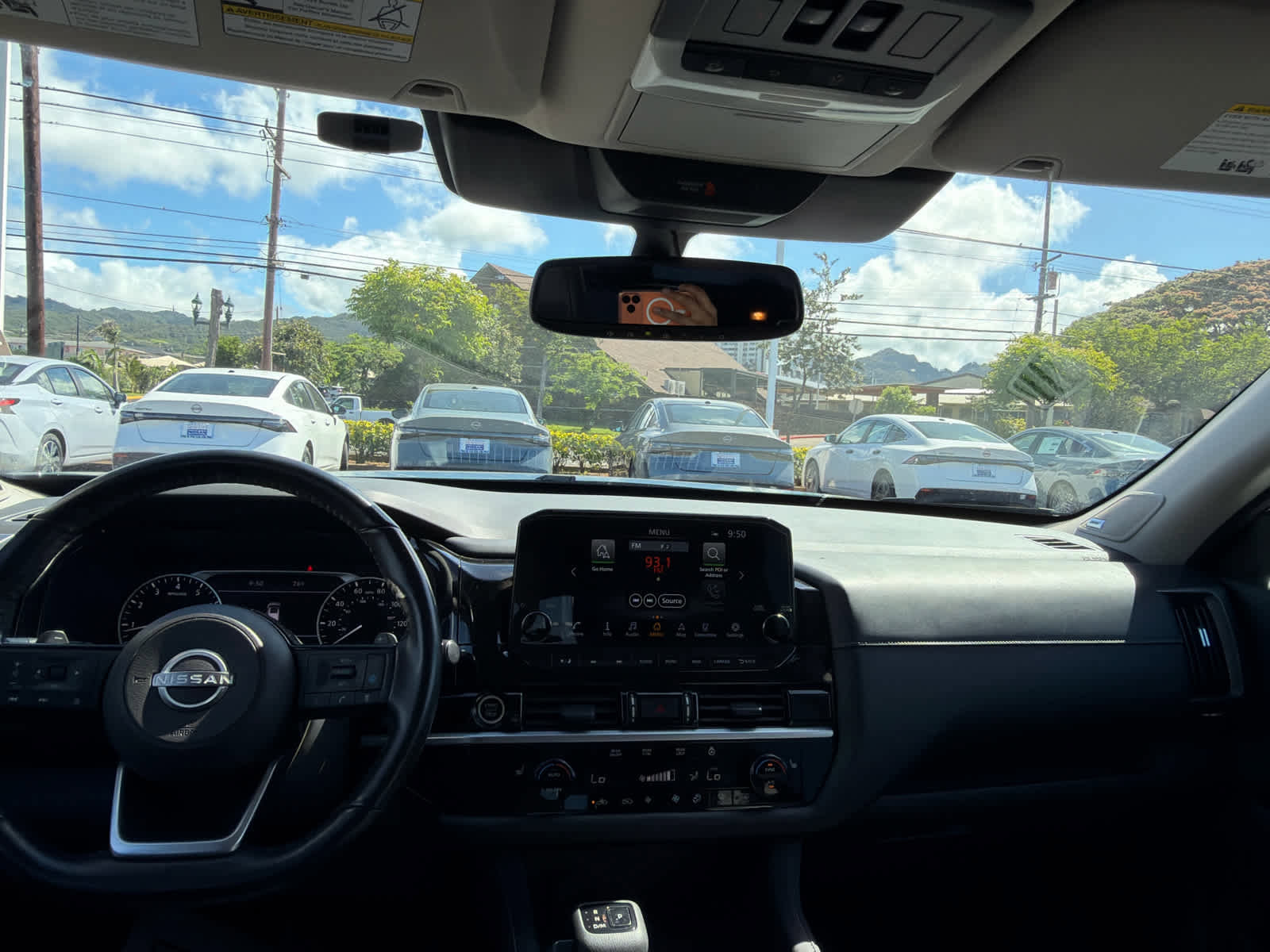 Used 2022 Nissan Pathfinder SL w/ SL Premium Package FWD image 10
