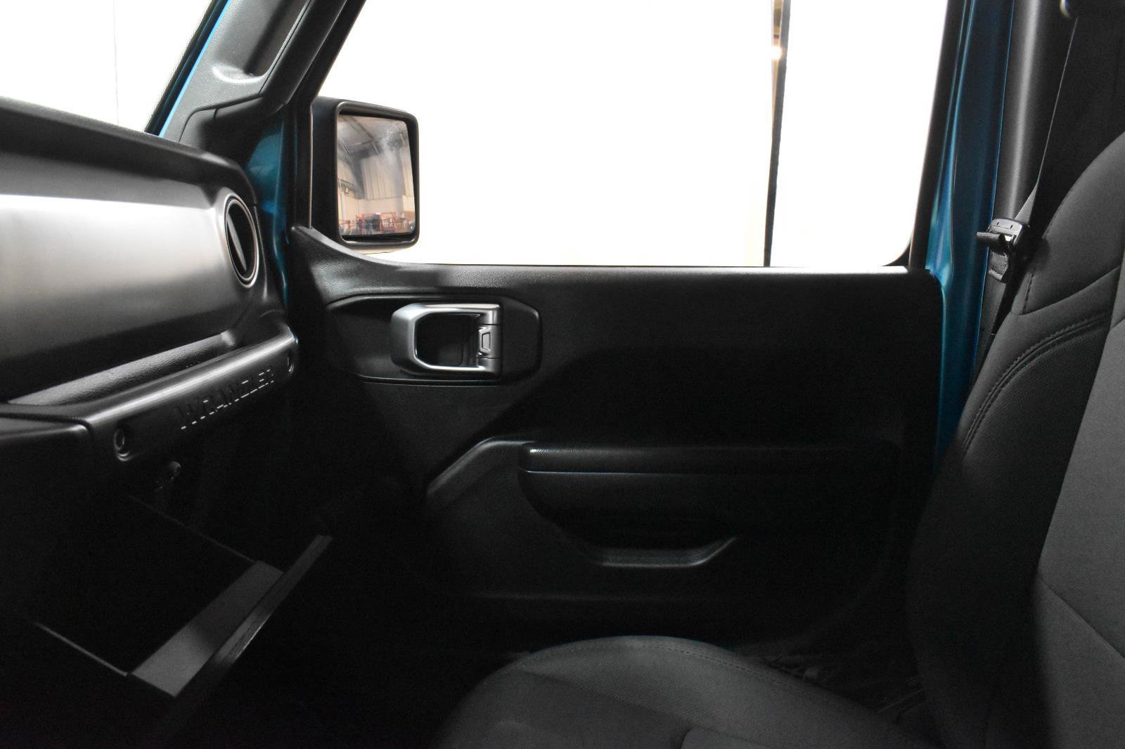 Used 2020 Jeep Wrangler Unlimited Sport image 17