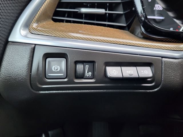 Used 2019 Cadillac XT5 Platinum AWD/4WD image 21