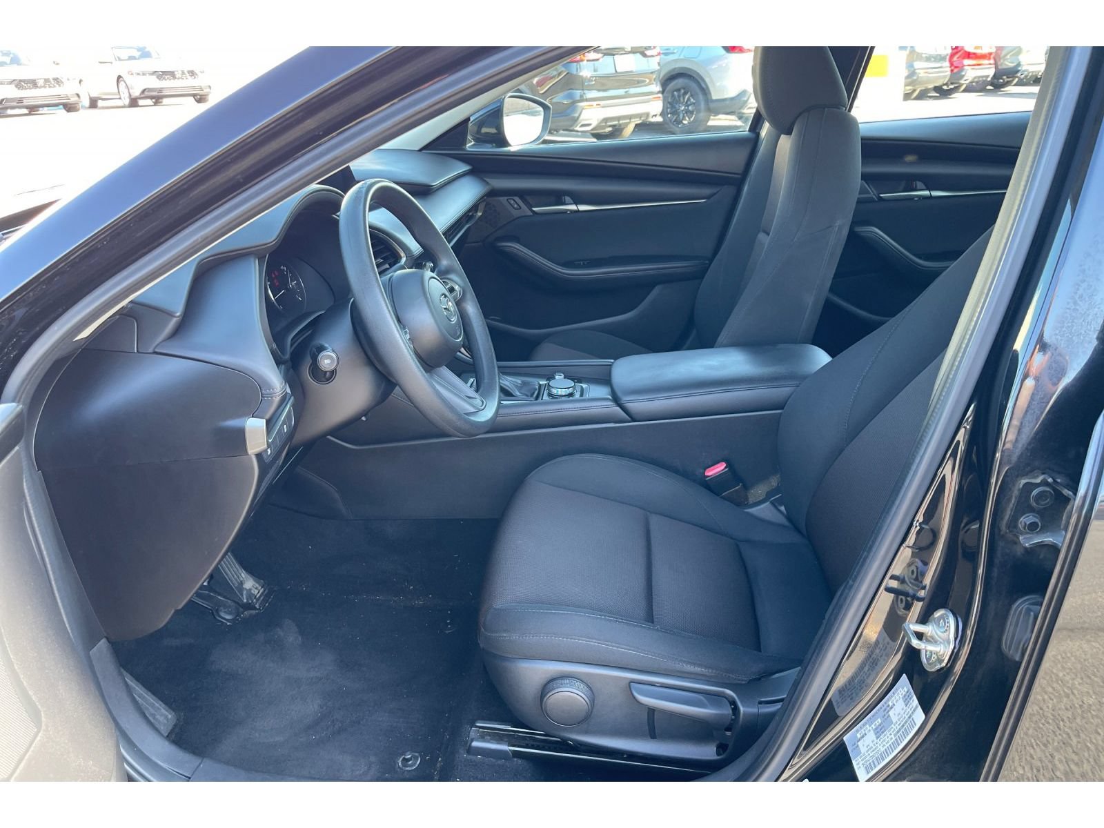 Certified 2022 MAZDA MAZDA3 Sedan FWD image 11
