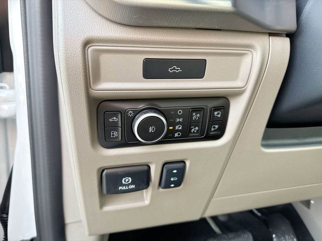 New 2026 Ford F150 Platinum w/ Equipment Group 703A Plus image 24
