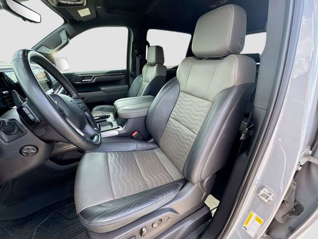 Used 2024 Chevrolet Silverado 1500 ZR2 w/ Technology Package image 21