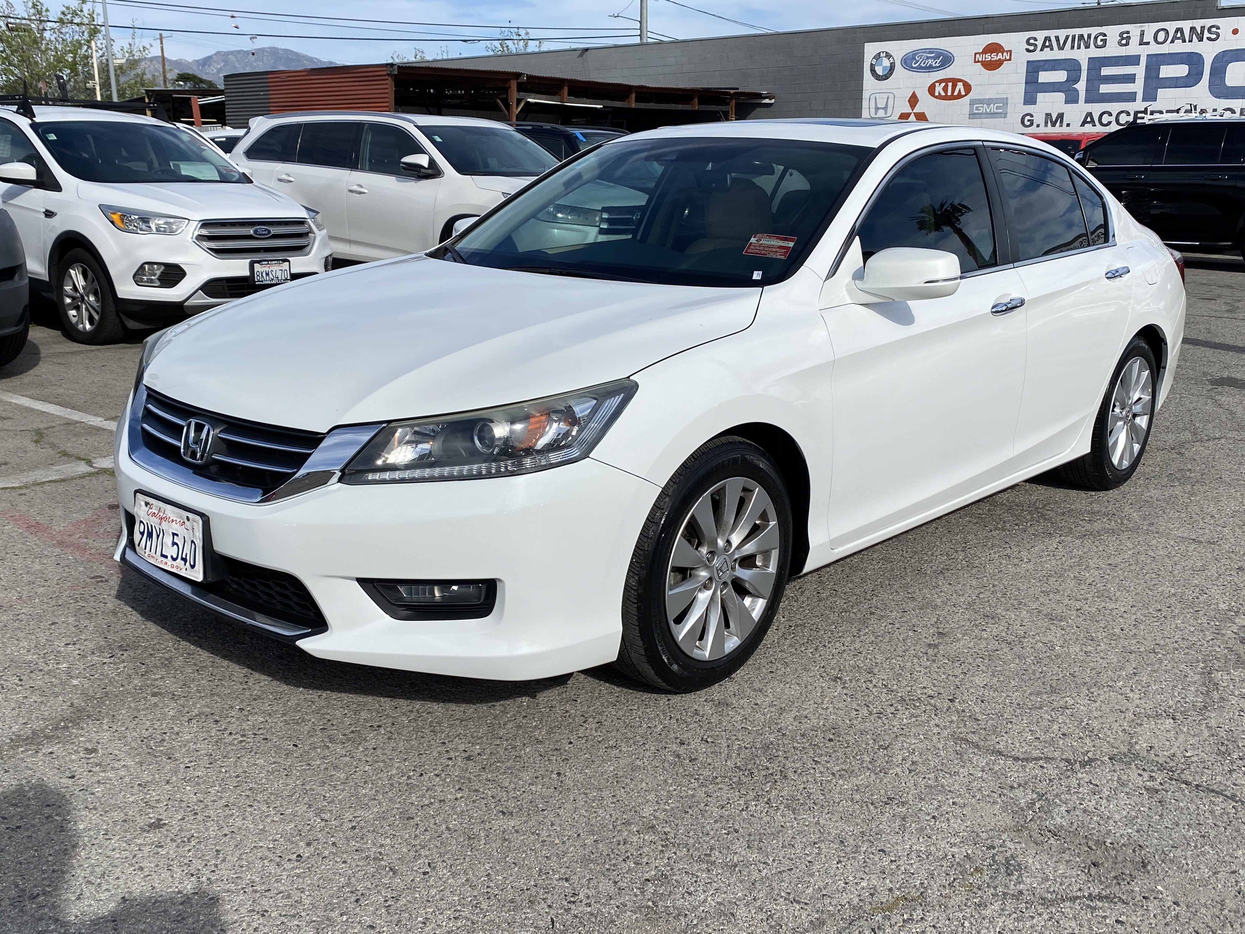 Used 2015 Honda Accord EX-L image 2