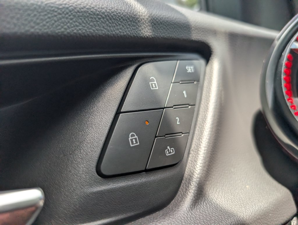 New 2027 Chevrolet Equinox RS w/ Safety and Technology Package FWD image 26