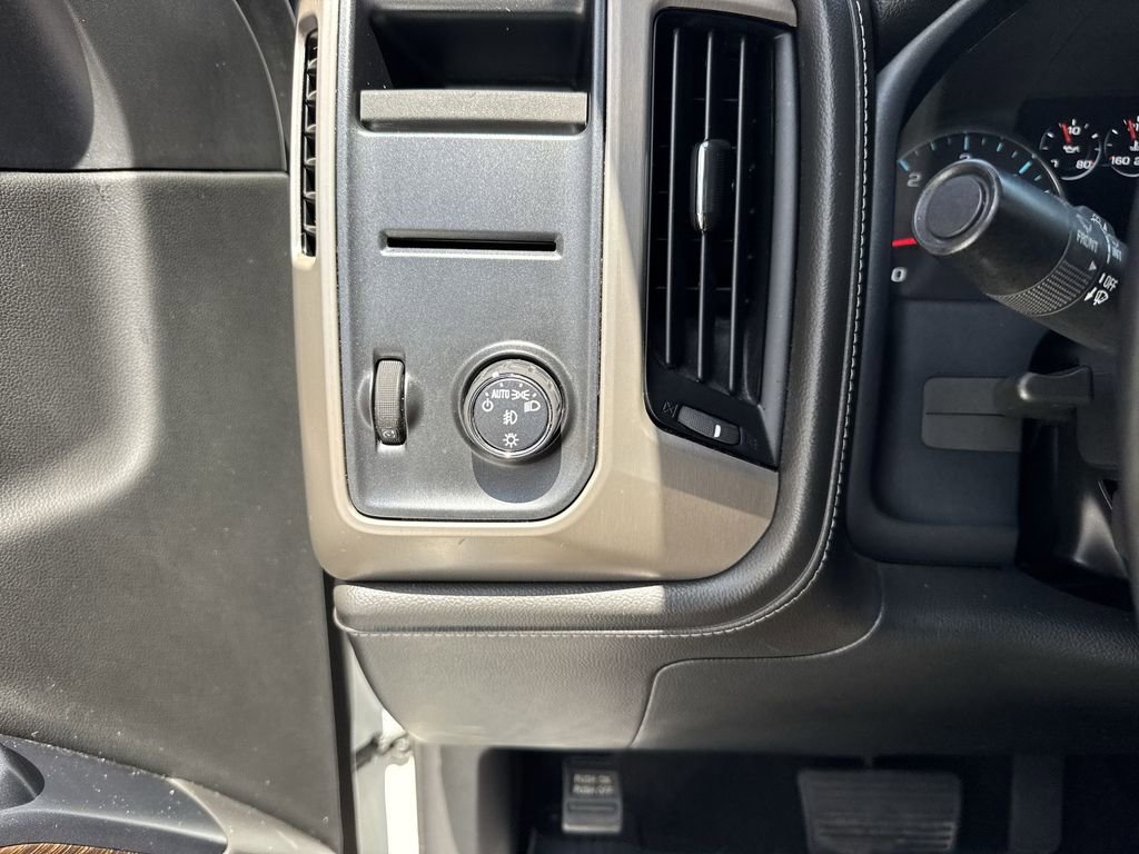 Used 2018 GMC Sierra 1500 Denali RWD image 55