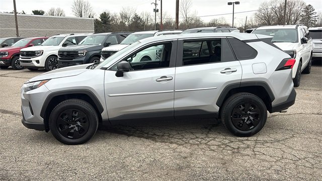 Used 2023 Toyota RAV4 LE image 3