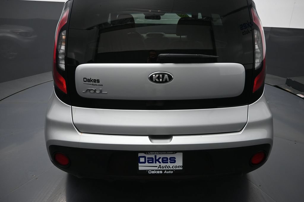 Used 2017 Kia Soul FWD image 28