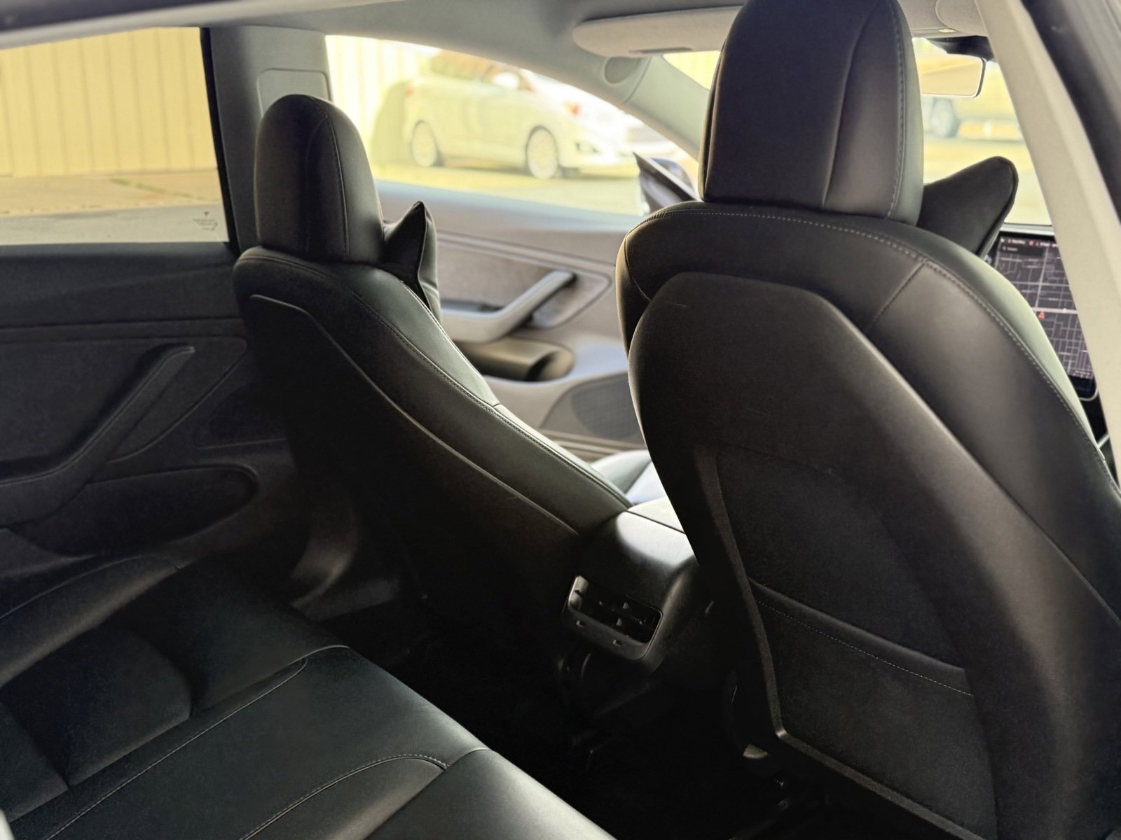 Used 2019 Tesla Model 3 Mid Range image 26