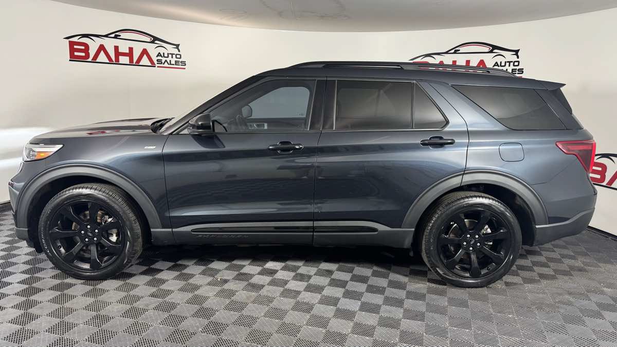 Used 2023 Ford Explorer ST-Line w/ Class IV Trailer Tow Package AWD/4WD image 3