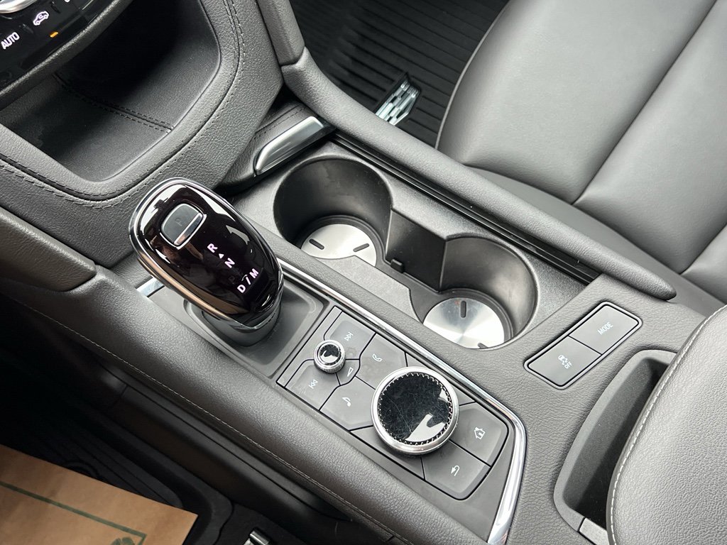 Used 2024 Cadillac XT6 Luxury image 22