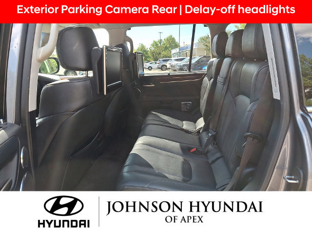 Used 2017 Lexus LX 570 4WD w/ Luxury Package image 14