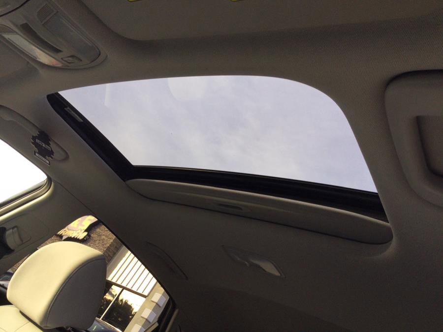 Used 2022 Hyundai Kona SEL w/ Convenience Package image 18