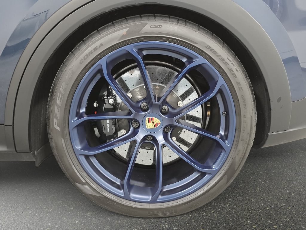 Certified 2026 Porsche Cayenne Turbo GT AWD/4WD image 28