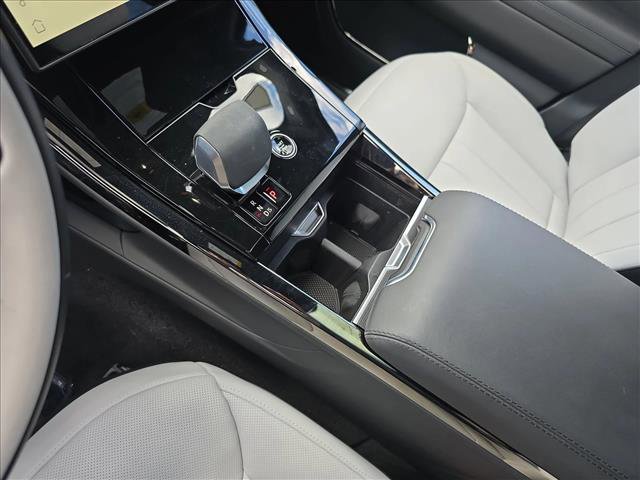 Certified 2025 Land Rover Range Rover Sport Autobiography AWD/4WD image 25