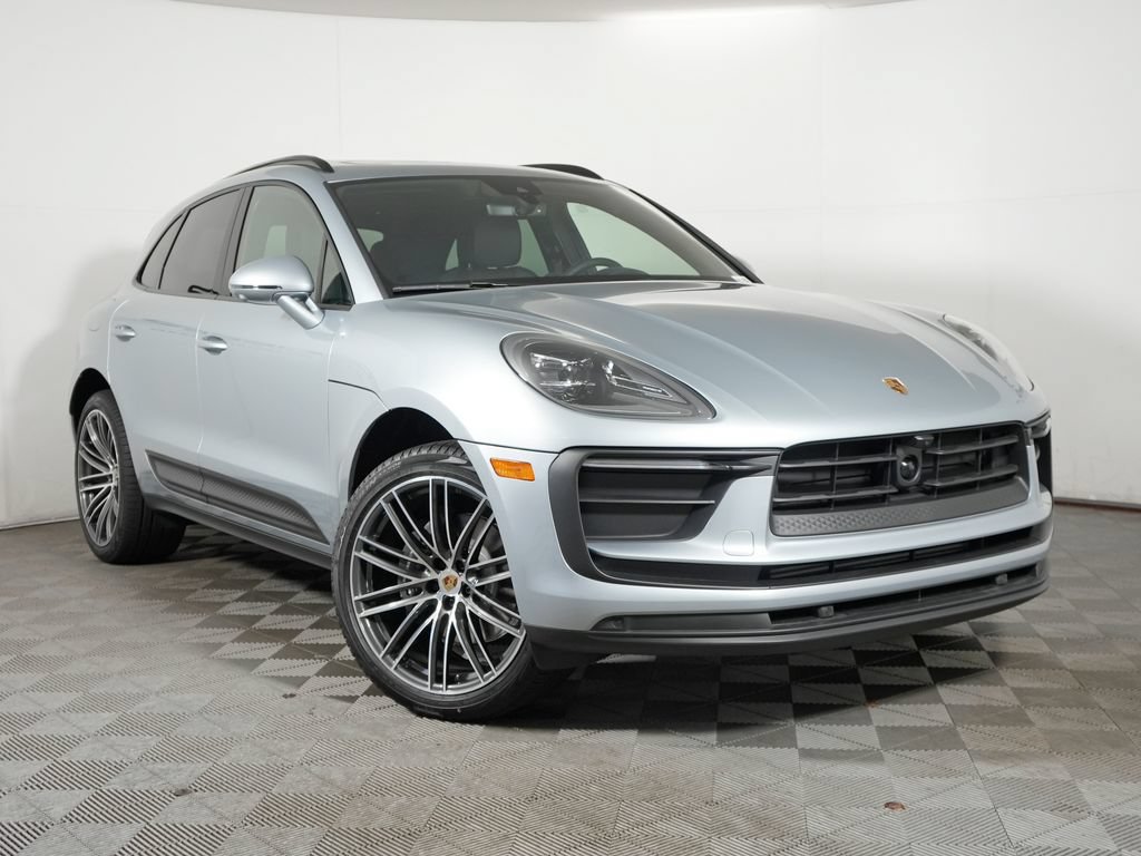 New 2026 Porsche Macan AWD/4WD image 9