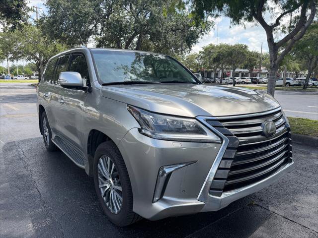 Used 2018 Lexus LX 570 4WD image 10