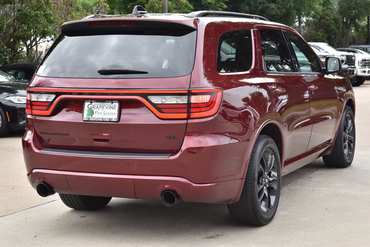Used 2025 Dodge Durango R/T w/ Blacktop Package AWD/4WD image 8