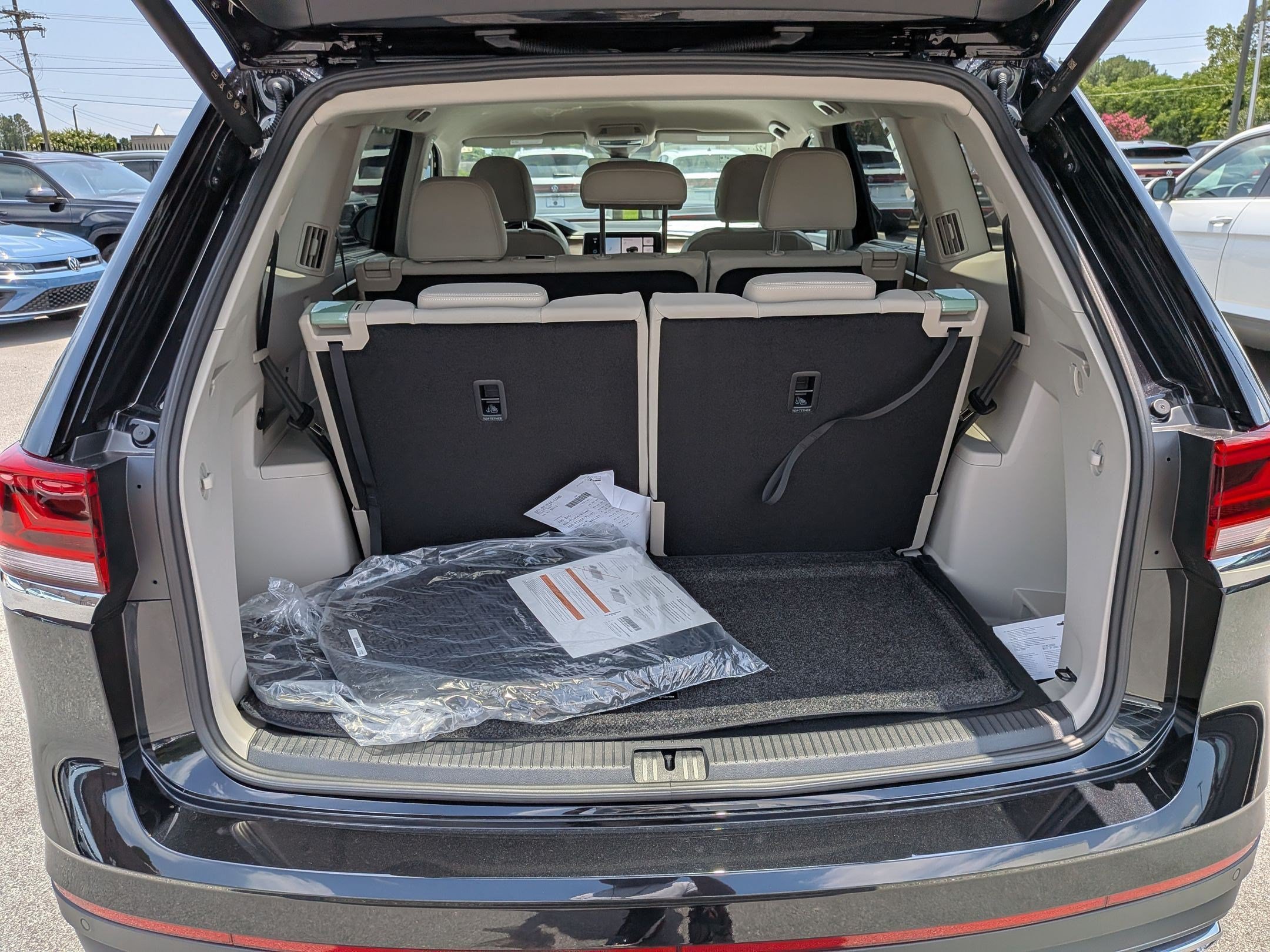 New 2026 Volkswagen Atlas SE AWD/4WD image 32