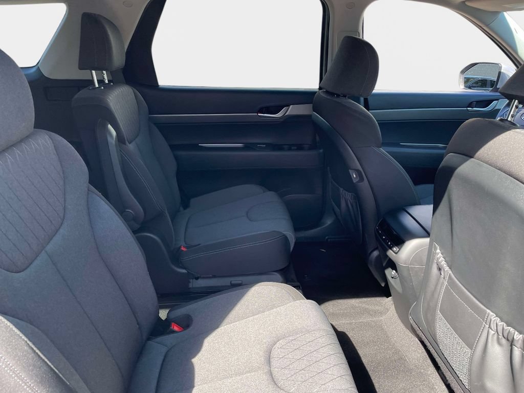 Used 2022 Hyundai Palisade SEL FWD image 12