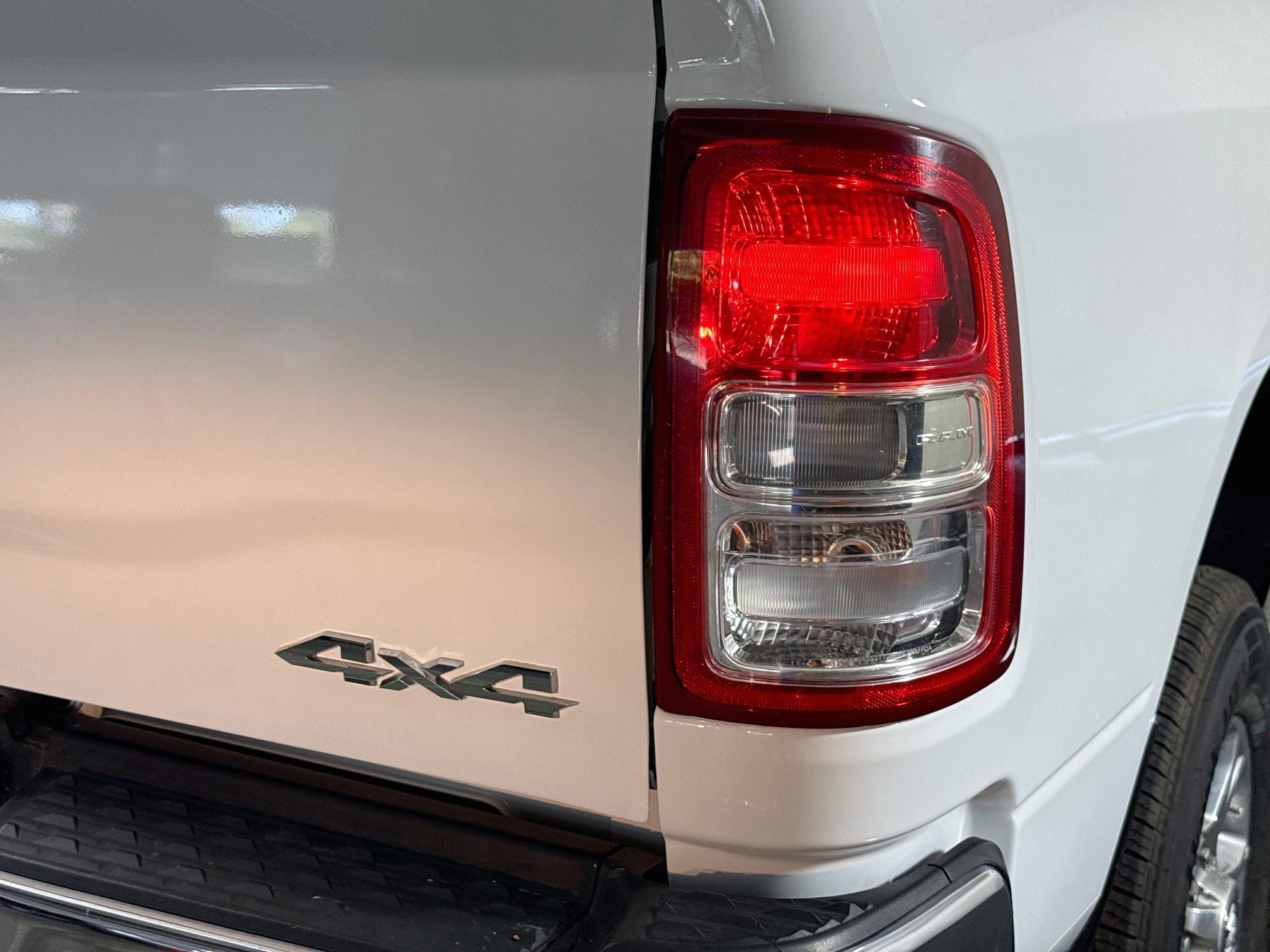 Used 2024 RAM 2500 Big Horn w/ Off Road Package AWD/4WD image 33