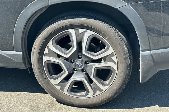 Used 2023 Subaru Ascent Limited w/ Technology Package AWD/4WD image 4